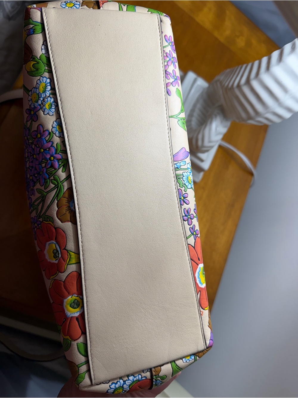 Coach Cream Floral Leather Tote and Matching Wallet with Multicolor Blooms - Picture 4 of 14